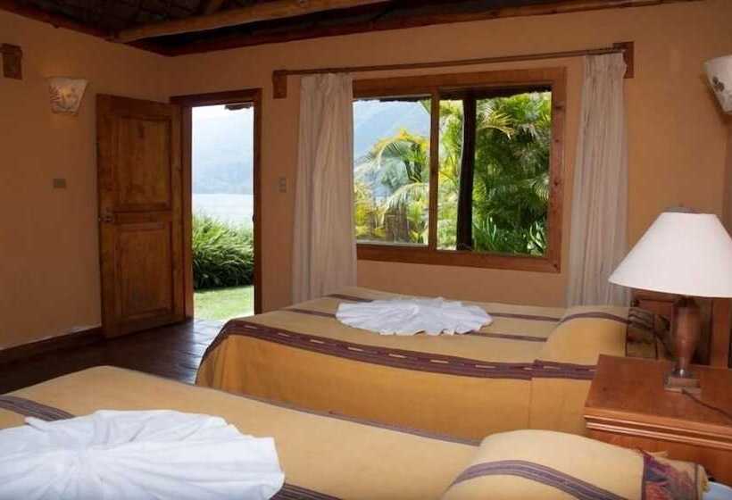 هتل Y Restaurante Bambu