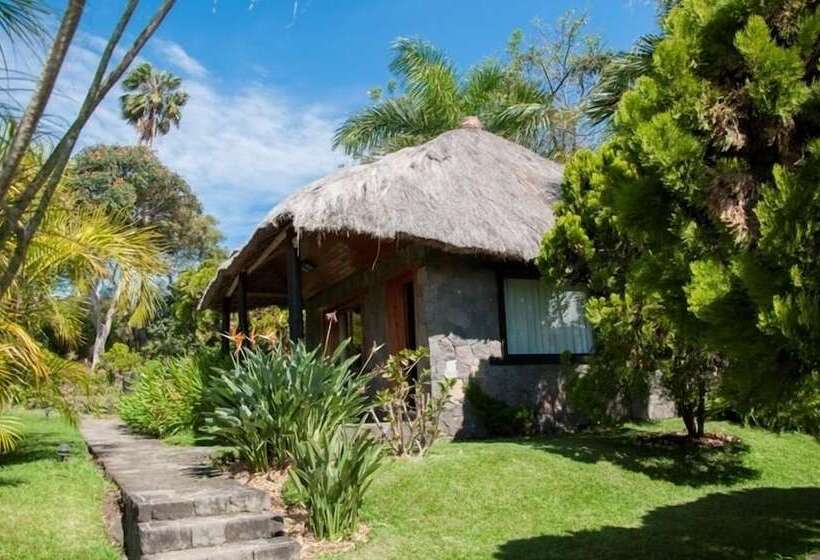 هتل Y Restaurante Bambu