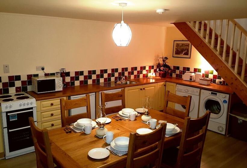 بنسيون Glenduff Manor House