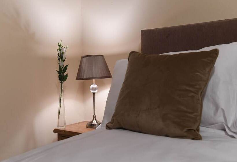 بنسيون Glenduff Manor House