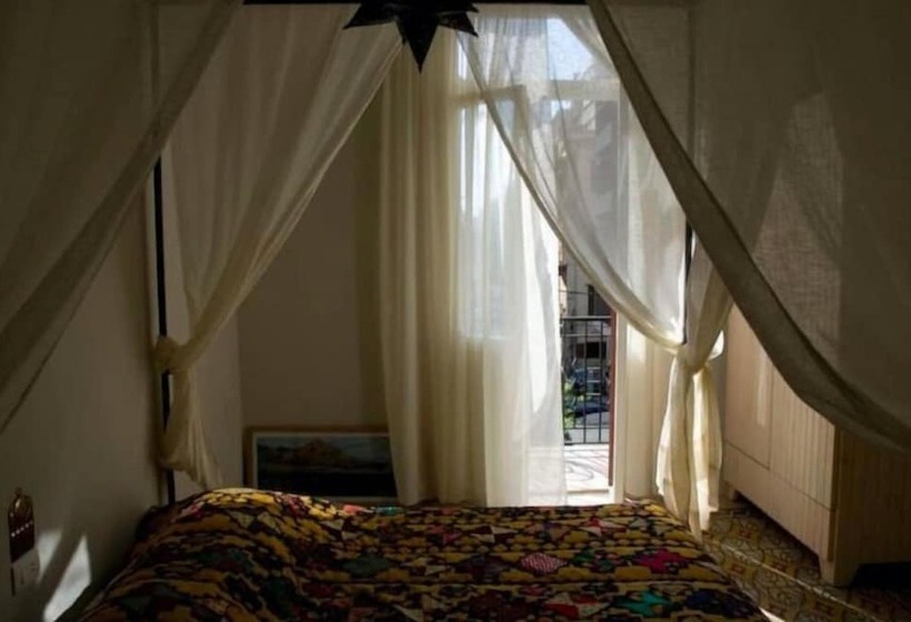 پانسیون Hayete Guesthouse