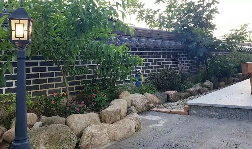 Majatalo Lee Ga Hanok