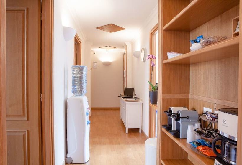 פנסיון Innsiderome