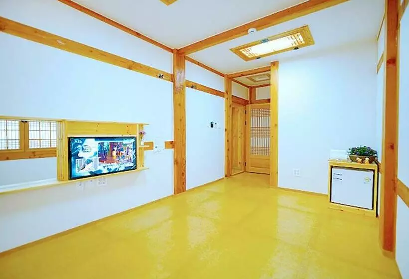 Majatalo Lee Ga Hanok