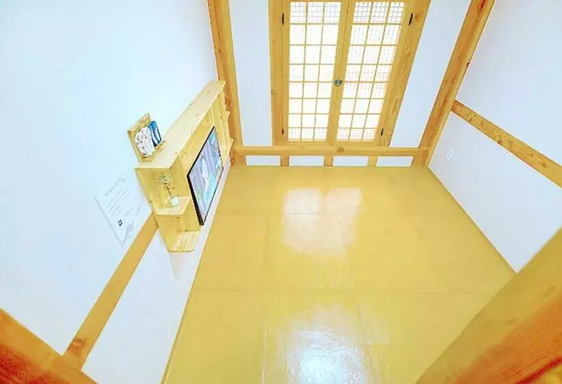 Majatalo Lee Ga Hanok