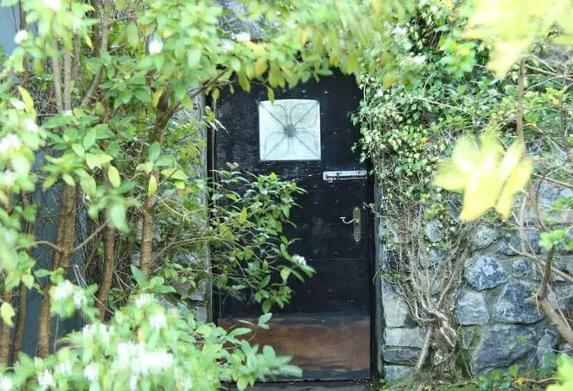 ペンション The Waters Country House