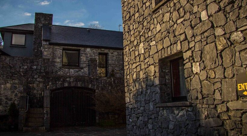 פנסיון The Waters Country House