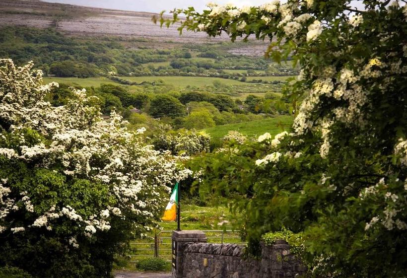 פנסיון The Waters Country House