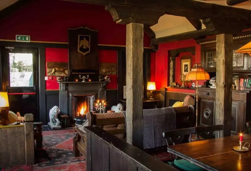 ペンション The Waters Country House