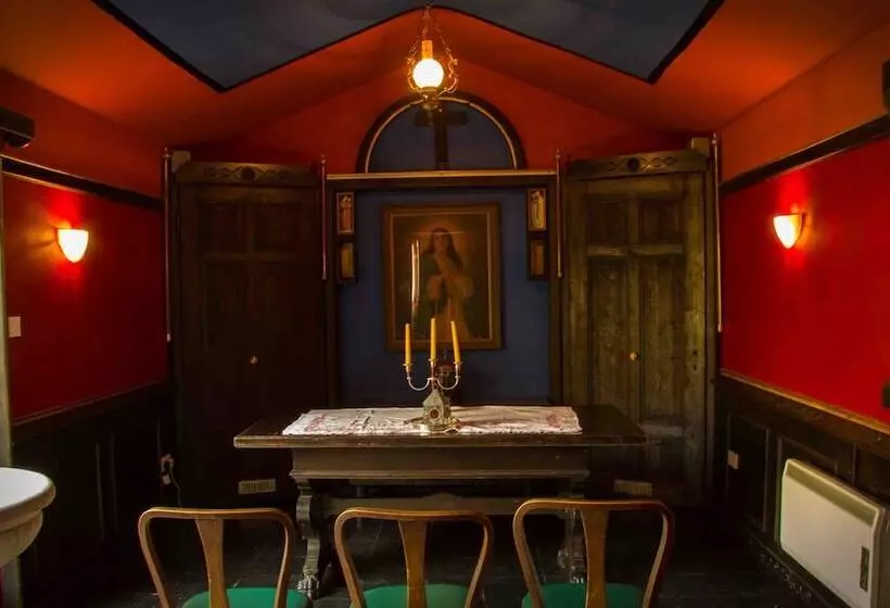 ペンション The Waters Country House