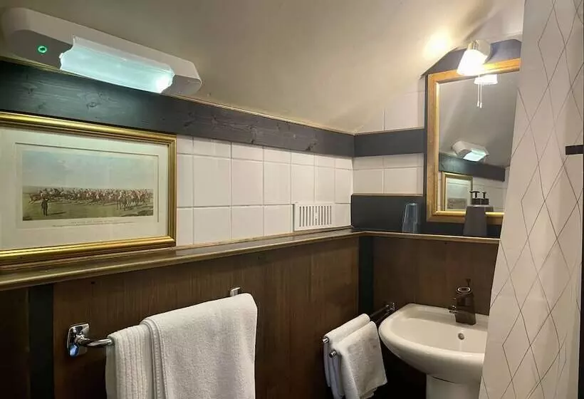 ペンション The Waters Country House