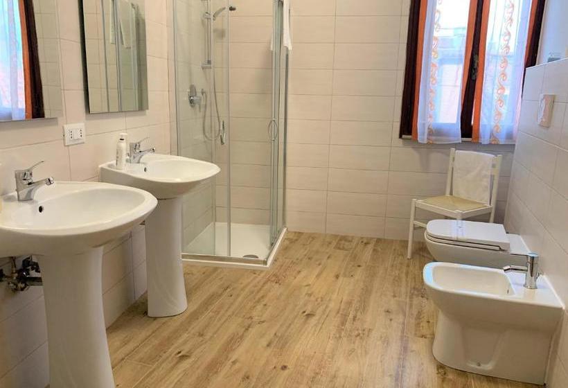 پانسیون Venice Martina's Home