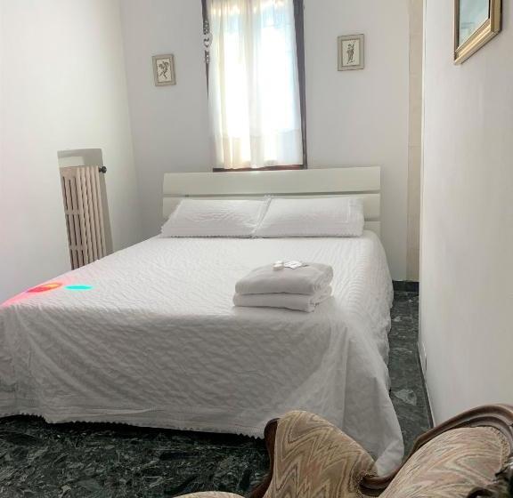 پانسیون Venice Martina's Home