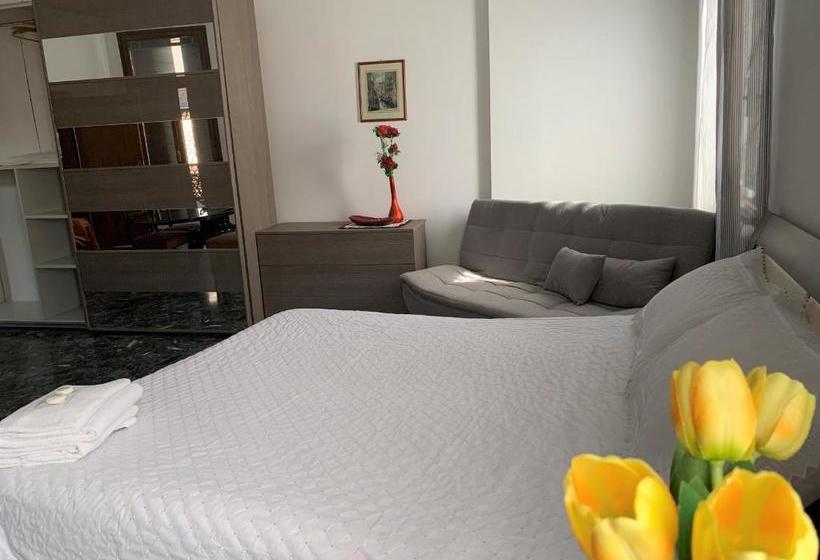 پانسیون Venice Martina's Home