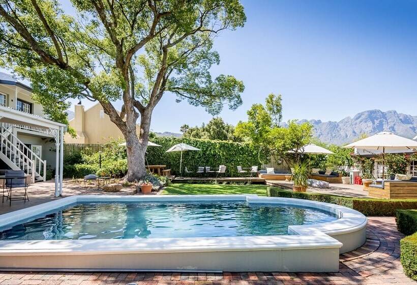 민박 Macaron Boutique Guest House