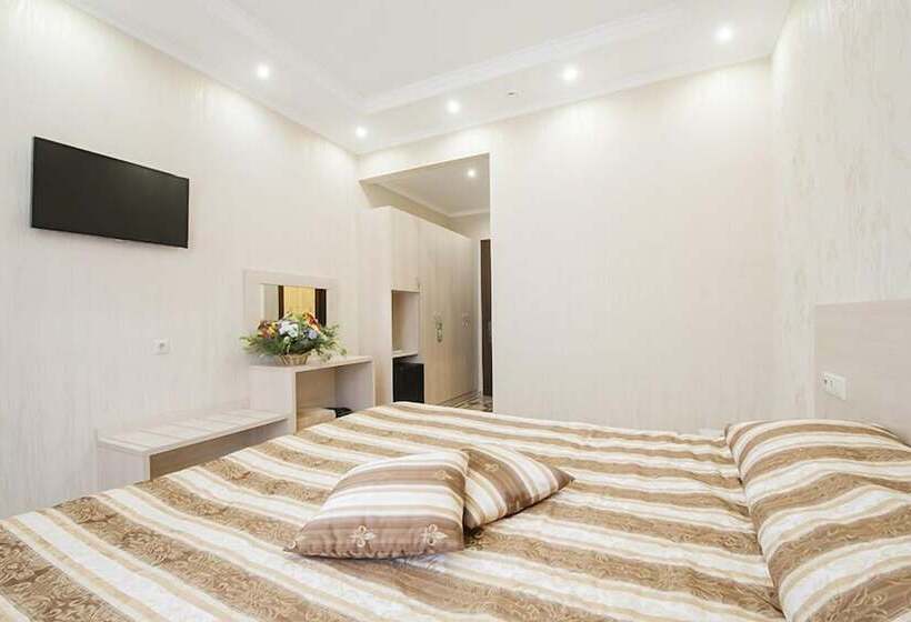 هتل Ahilleon Park Boutique