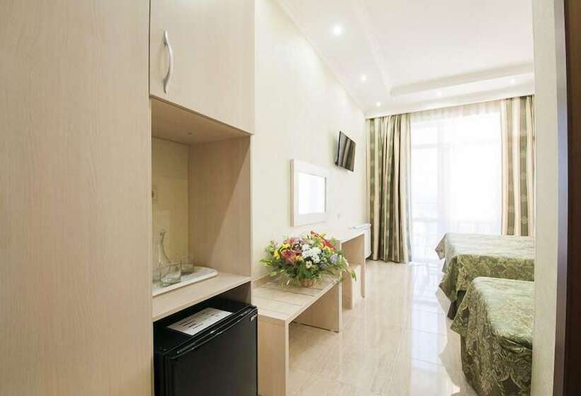 هتل Ahilleon Park Boutique