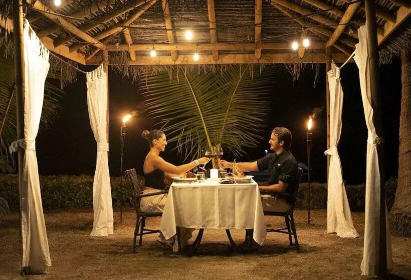 Hotelli Isla Chiquita Glamping