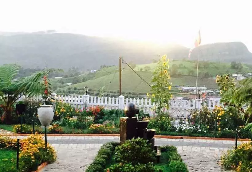 Hotelli Lake View Comfort Bungalow