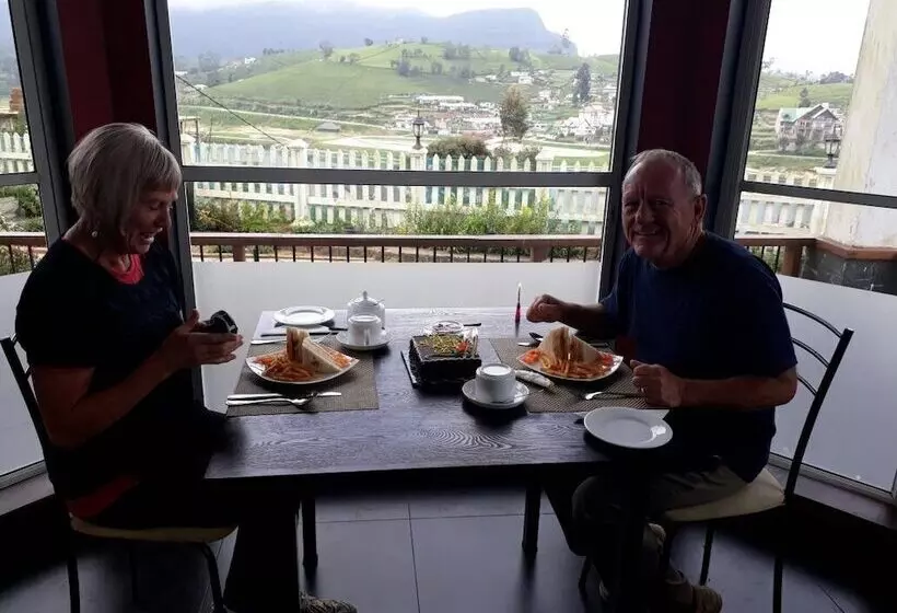 Hotelli Lake View Comfort Bungalow