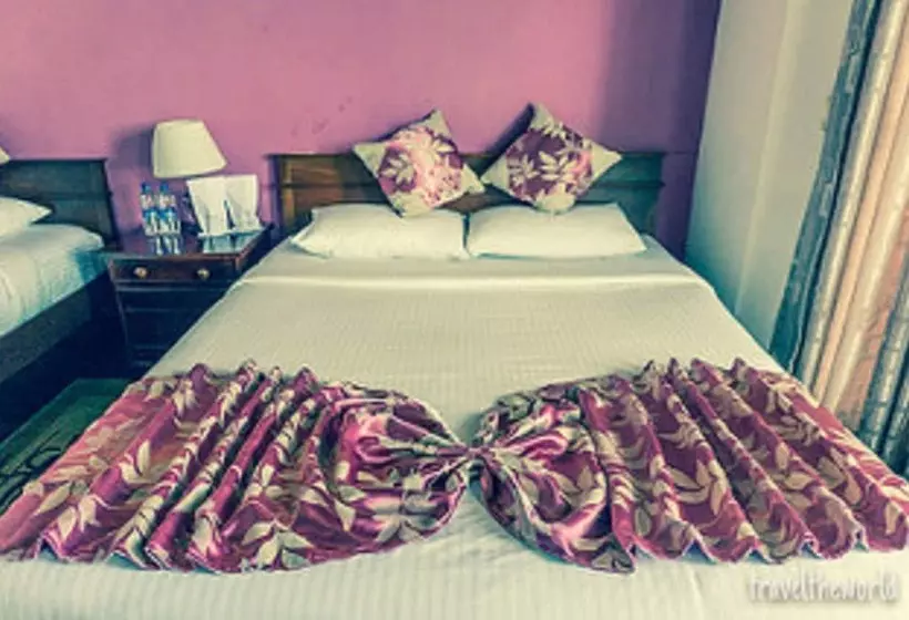 Hotelli Lake View Comfort Bungalow