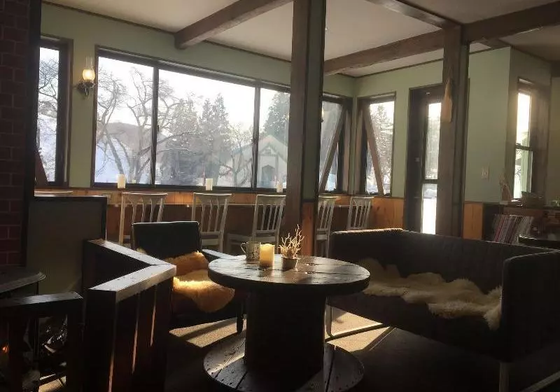 Hotelli Lodge Hahnenkamm