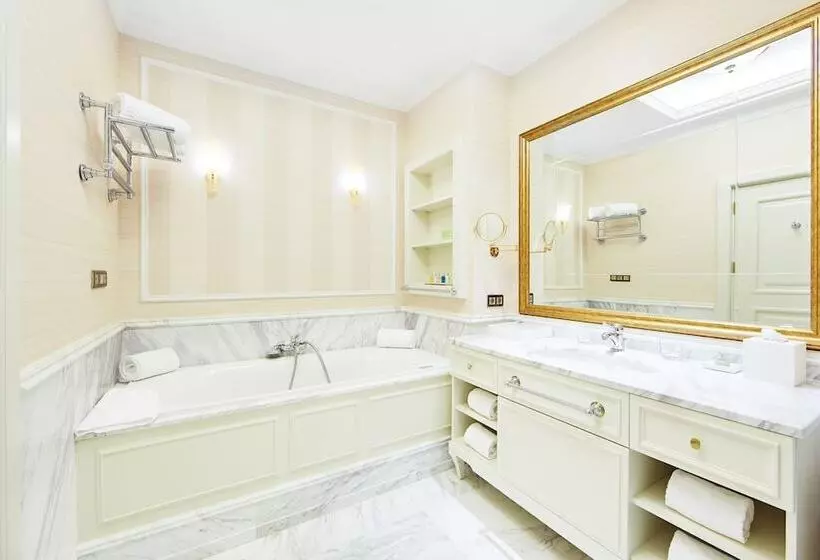 Hotelli Sberbank Corporate Center