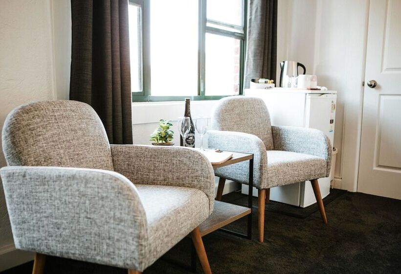 Отель The Berry Inn