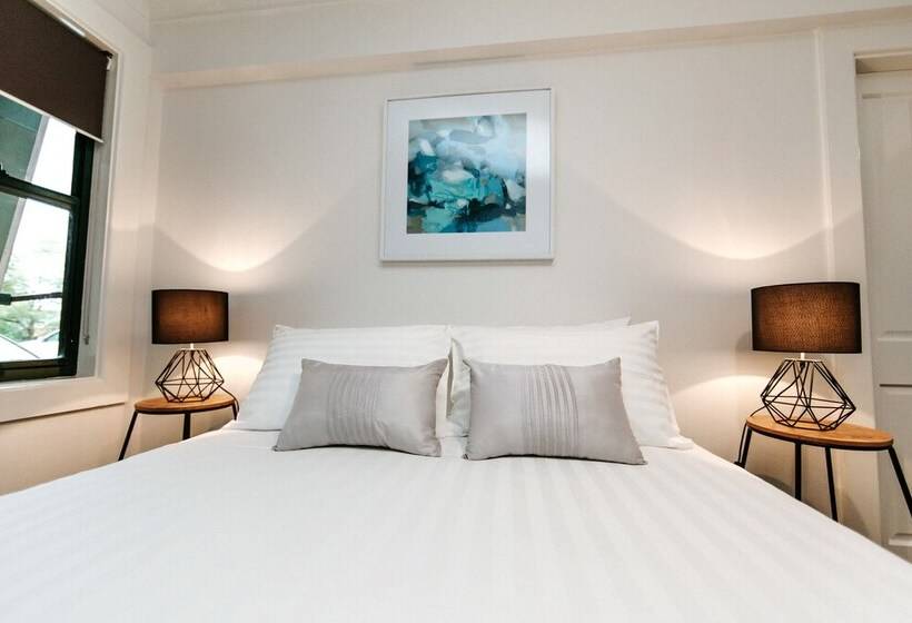 Отель The Berry Inn