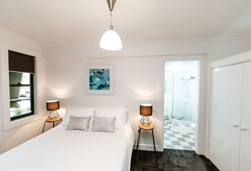 Отель The Berry Inn