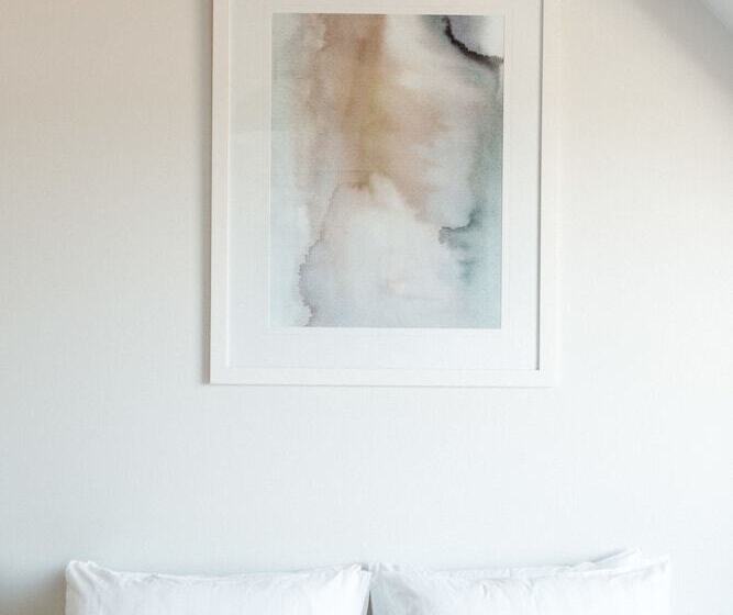 Отель The Berry Inn