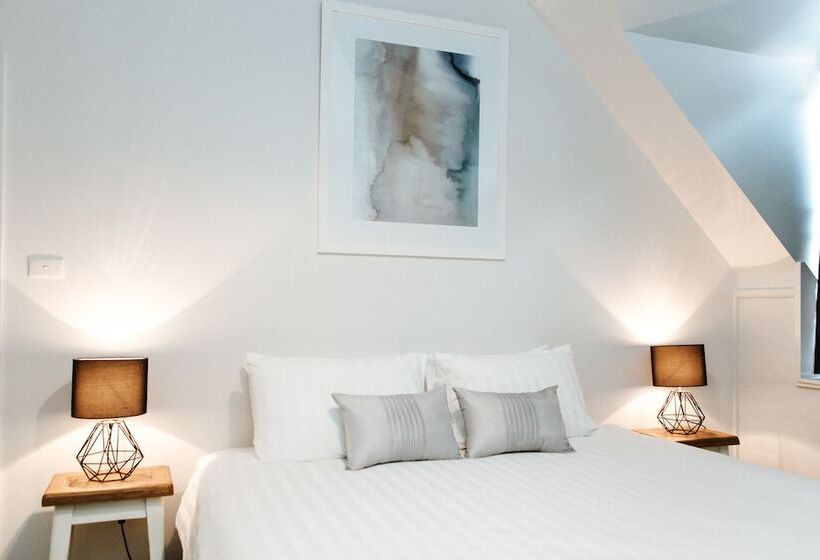 Отель The Berry Inn