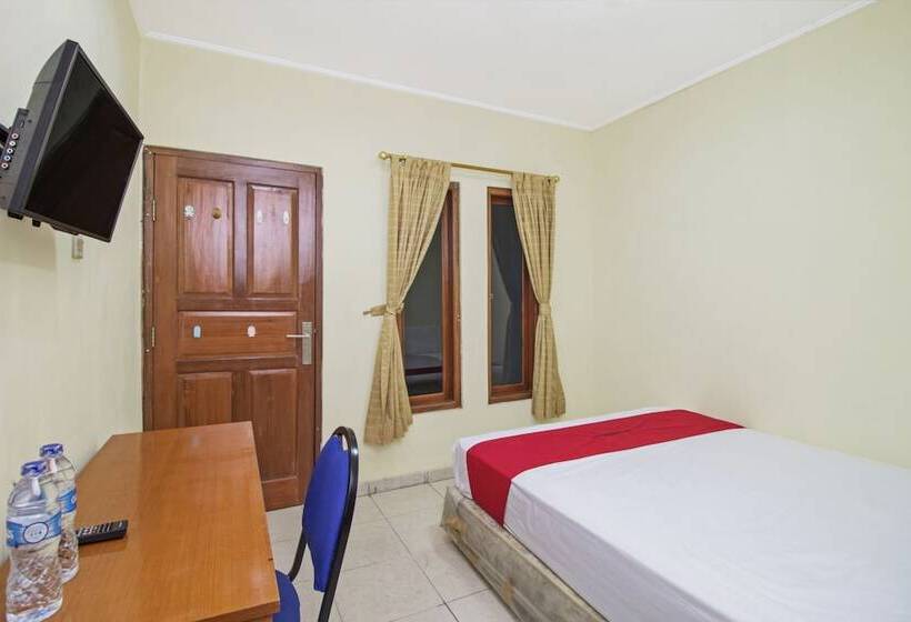 بنسيون Reddoorz Plus Near Ciputra World Kuningan 2