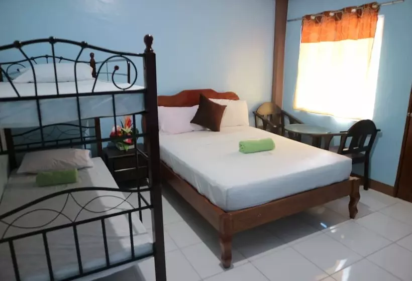 Centillo Travellers Inn