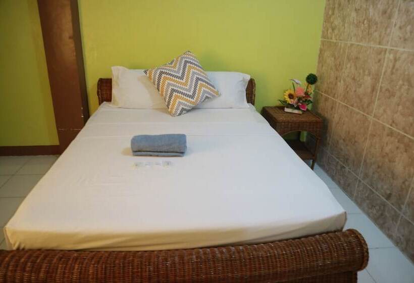 Centillo Travellers Inn