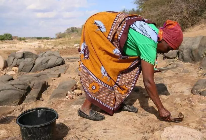 Hotelli Baleni Cultural Camp