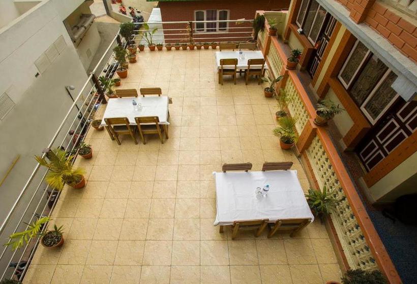 هتل Himalaya Darshan