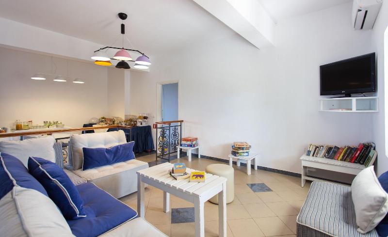 בית מלון כפרי Iris Beach