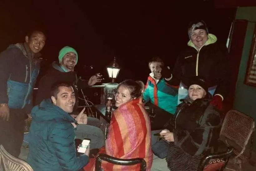 Lama Hotel   Cafe De Himalaya