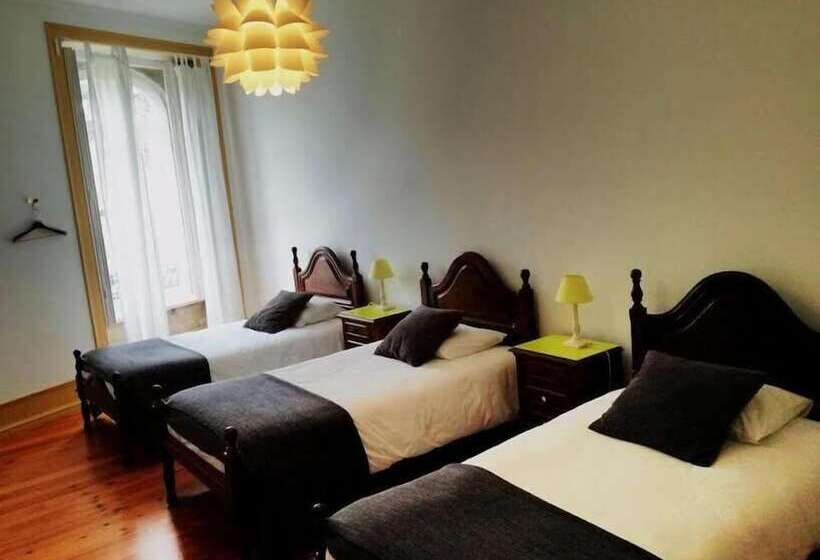 پانسیون A Vianesa Guest House