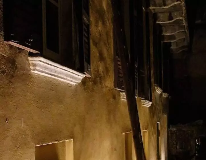 Majatalo Palazzo Albricci Peregrini