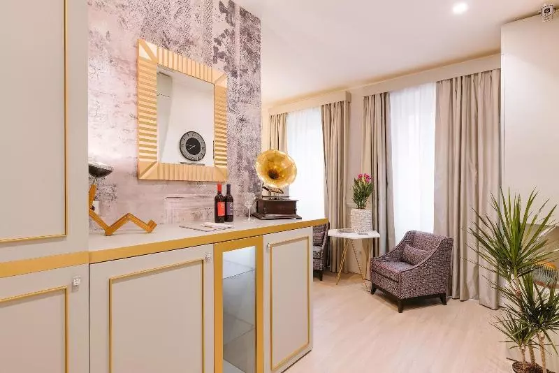 پانسیون Rhea Silvia Luxury Navona