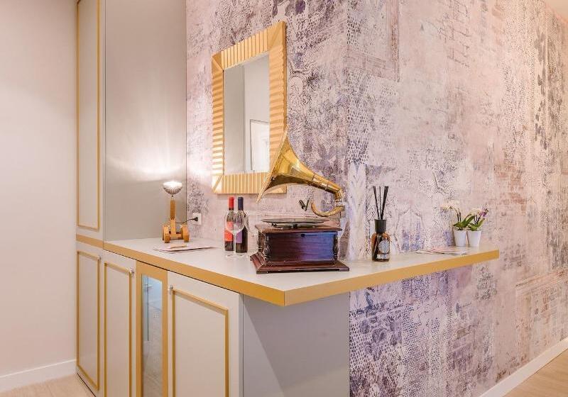 پانسیون Rhea Silvia Luxury Navona