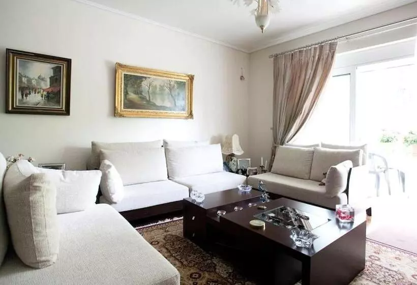 ペンション Veggie Garden Athens B&b