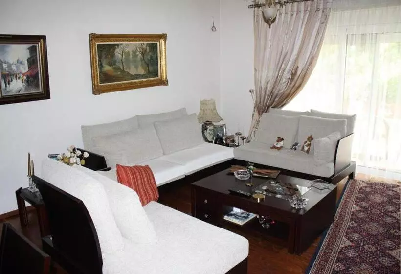 ペンション Veggie Garden Athens B&b