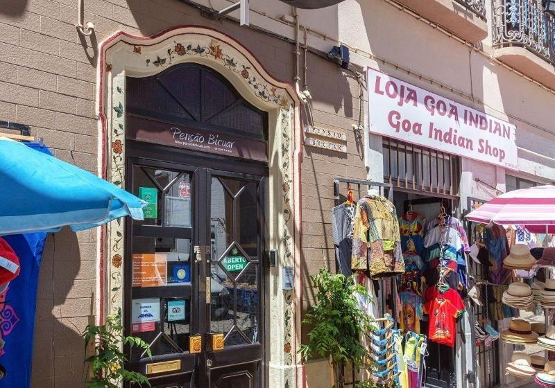 Al   Alojamento Local Pension Bicuar