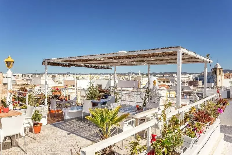 Al   Alojamento Local Pension Bicuar