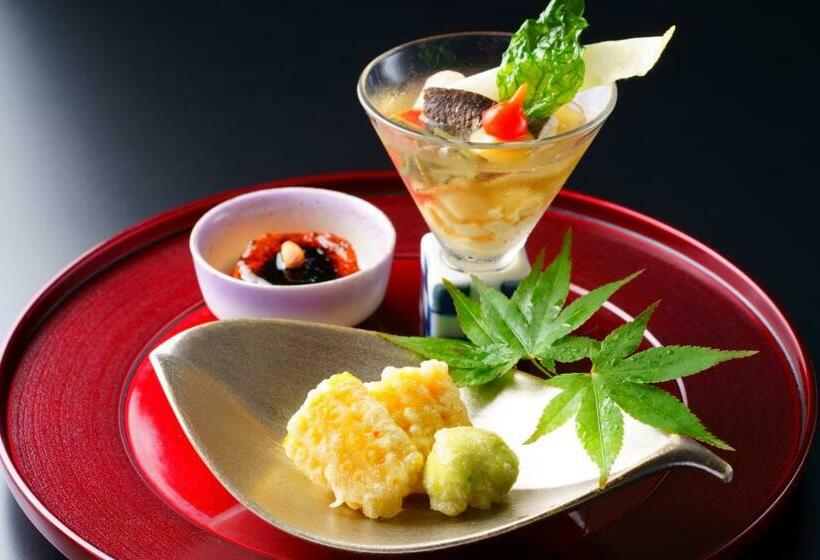 ריוקאן Yufuin Onsen Toshoan