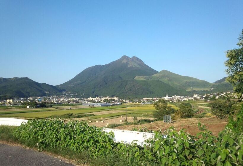 ריוקאן Yufuin Onsen Toshoan