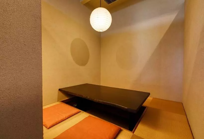 Ryokan Yufuin Onsen Toshoan